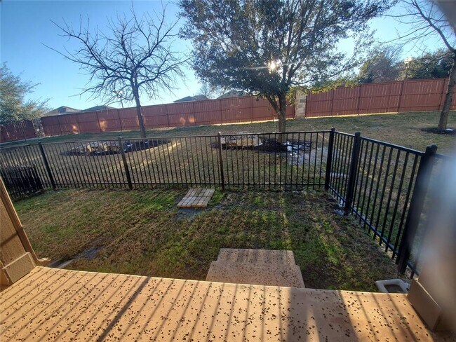 Building Photo - 14001 Avery Ranch Blvd