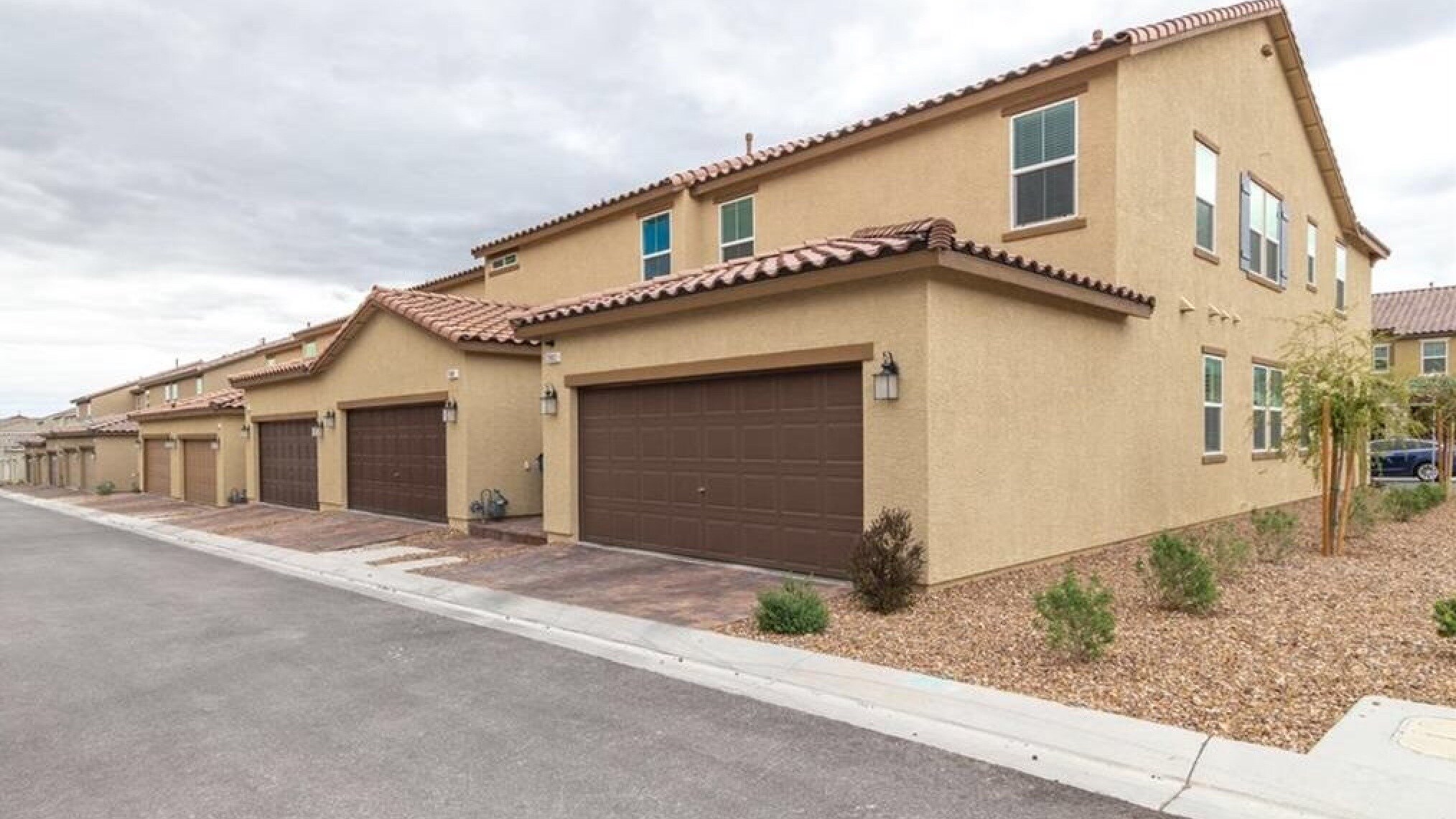 Building Photo - 2883 Cabrillo Terrace St