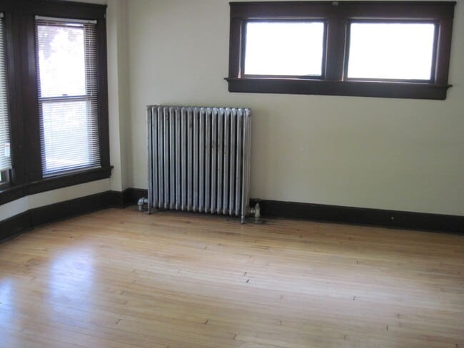 Building Photo - 2417 N Cramer St