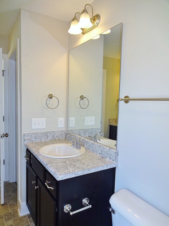 Building Photo - 555 Polo Way