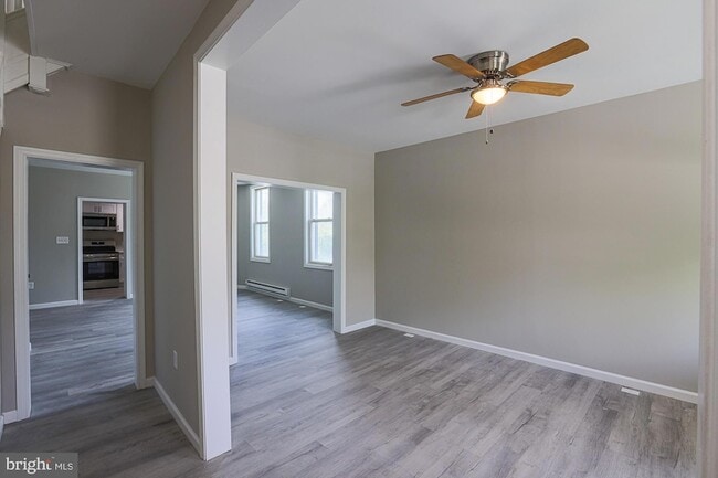 Building Photo - 2819 Presbury St