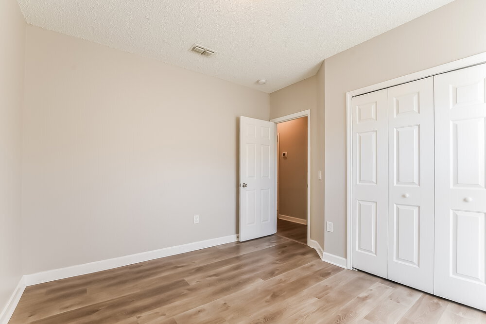 Building Photo - 627 Cotulla Dr