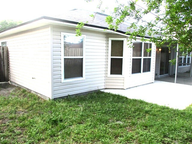 Building Photo - 1472 Redbird Creek Dr