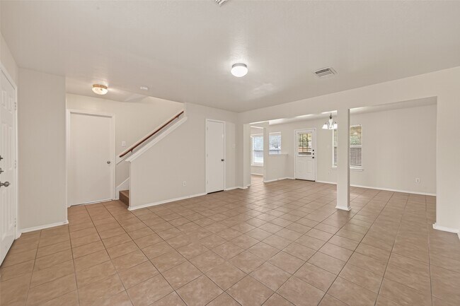 Building Photo - 1838 Strongs Ct