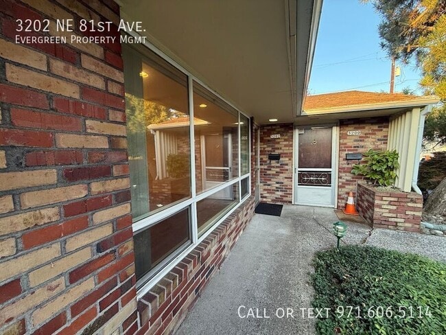 Building Photo - 3202 NE 81st Ave