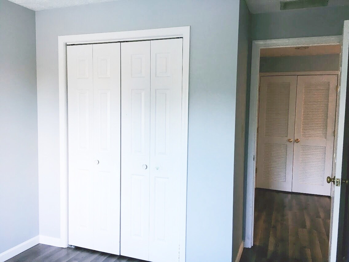 Bedroom B - 1350 S College Mall Rd
