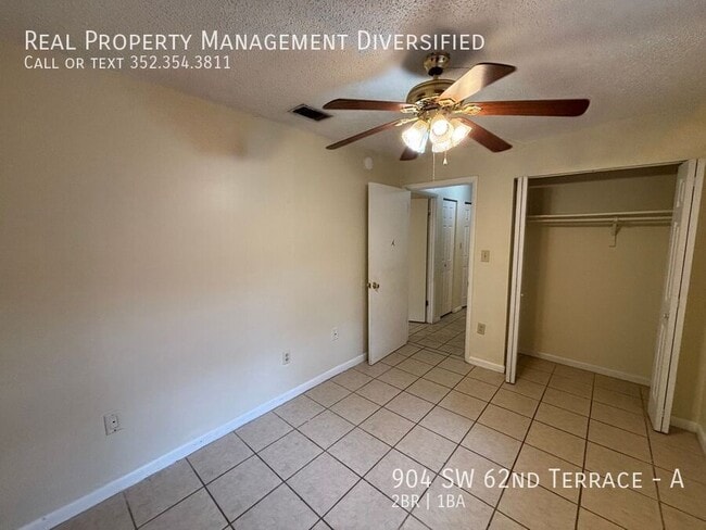 Building Photo - 904 SW 62nd Terrace
