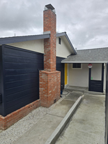 Building Photo - 351 Swan Way