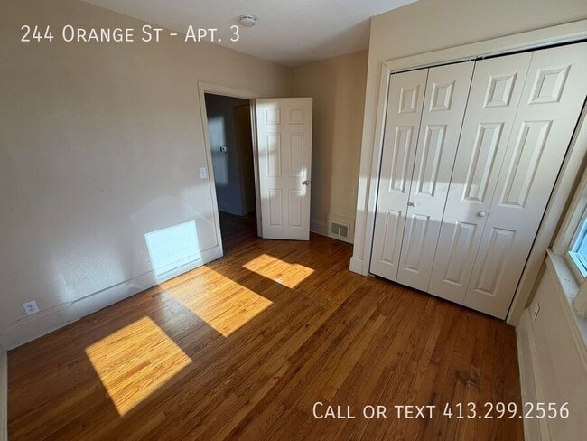 Building Photo - 244 Orange St