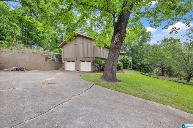 Building Photo - 373 Laredo Dr