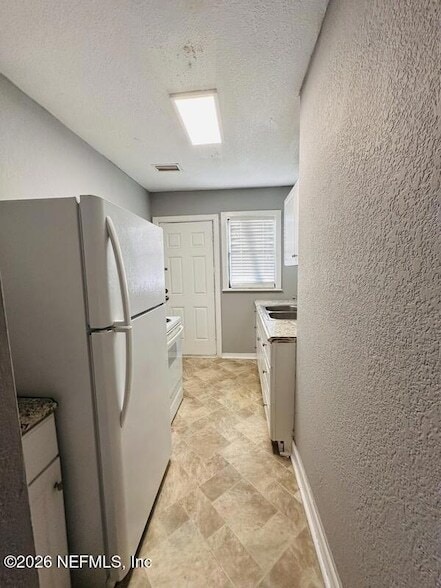 Building Photo - 5238 San Juan Ave