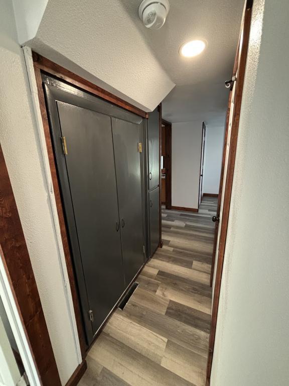 Building Photo - 360 Amoretti St