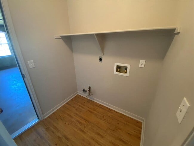 Building Photo - 1806 Dublin Dr