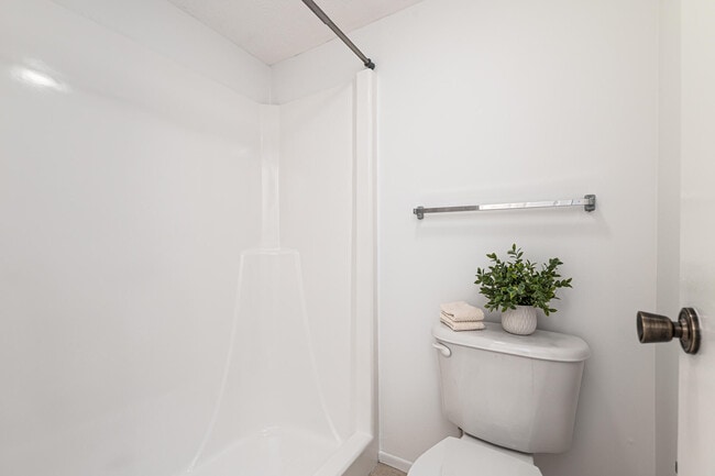 Building Photo - 3254 SE Aster Ln