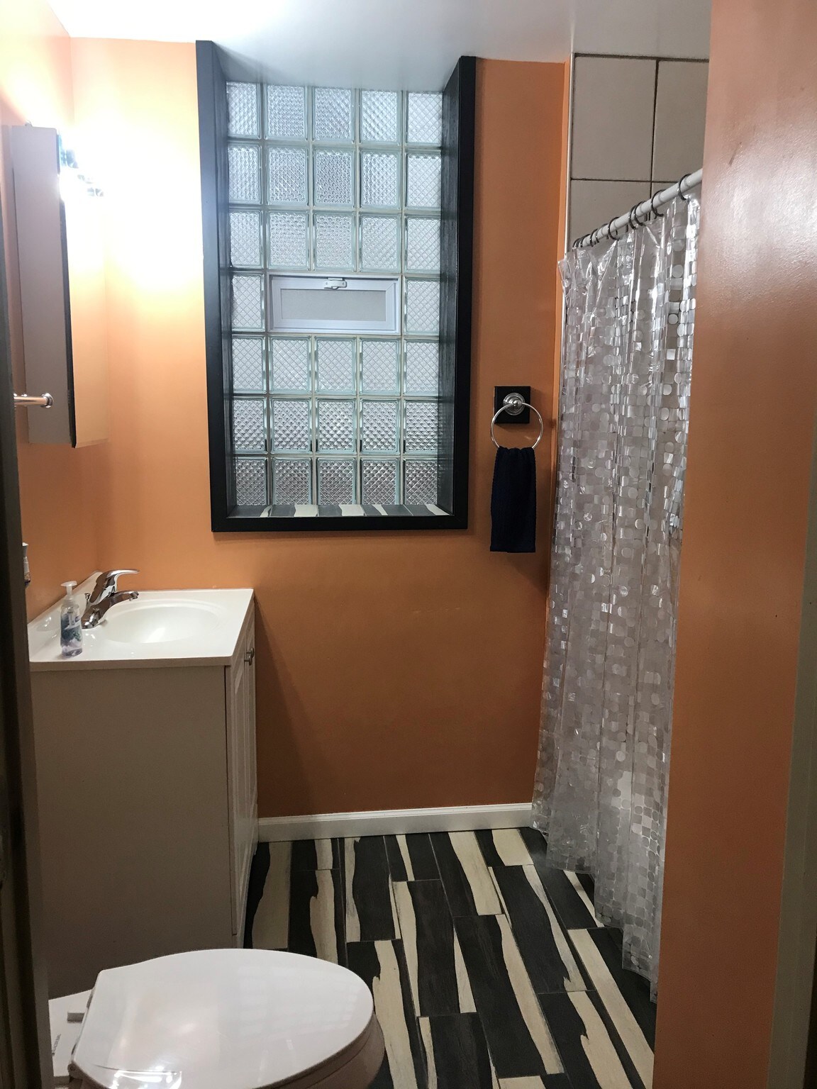 Bathroom - 4119 S Sacramento Ave