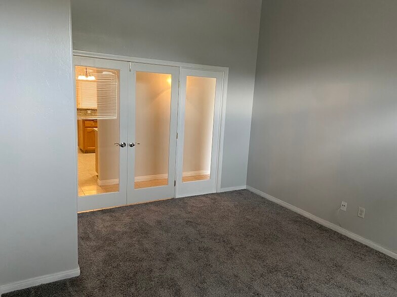 Building Photo - 11100 Vista De Cally Dr