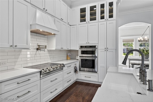 Building Photo - 24920 Divot Dr