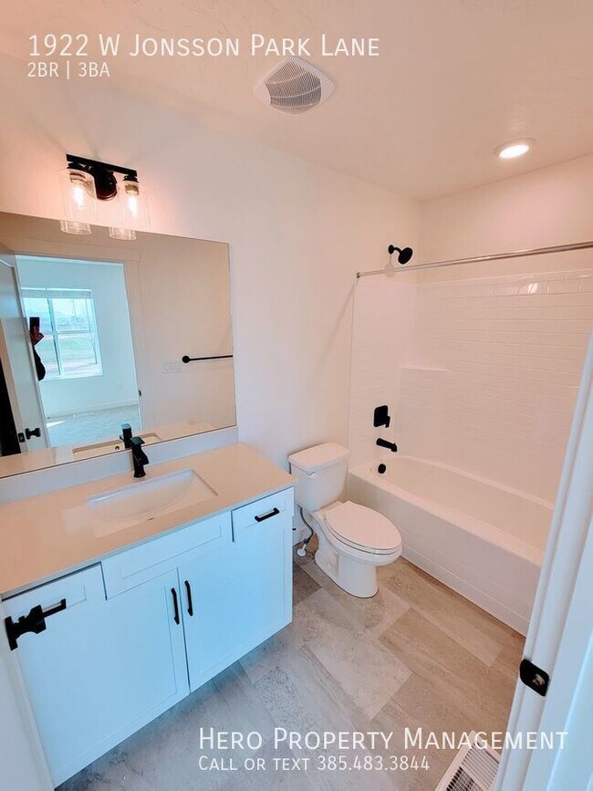 Building Photo - Gorgeous Lehi Townhome!!!