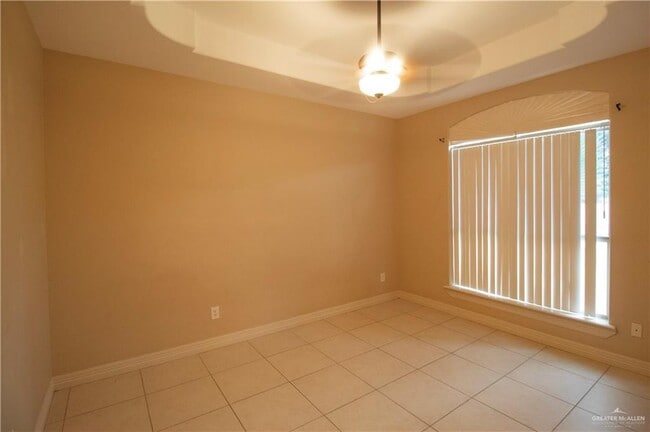 Building Photo - 4905 S Hummer Ln