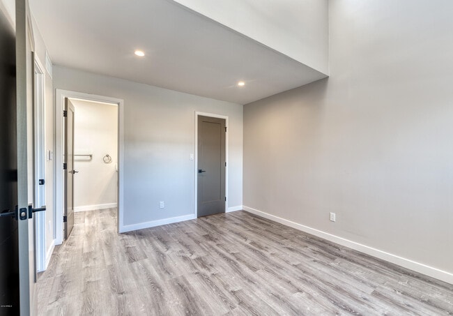 Building Photo - 6480 N 82nd St