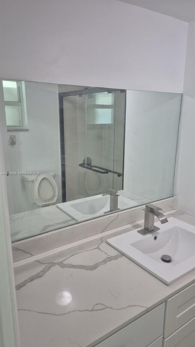 Building Photo - 3355 W 68th St