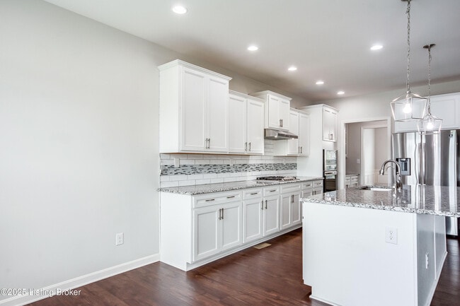 Building Photo - 16302 Spitfire Lake Path