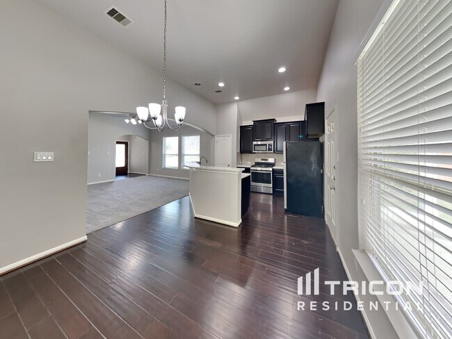 Building Photo - 21303 Mystic Oak Dr