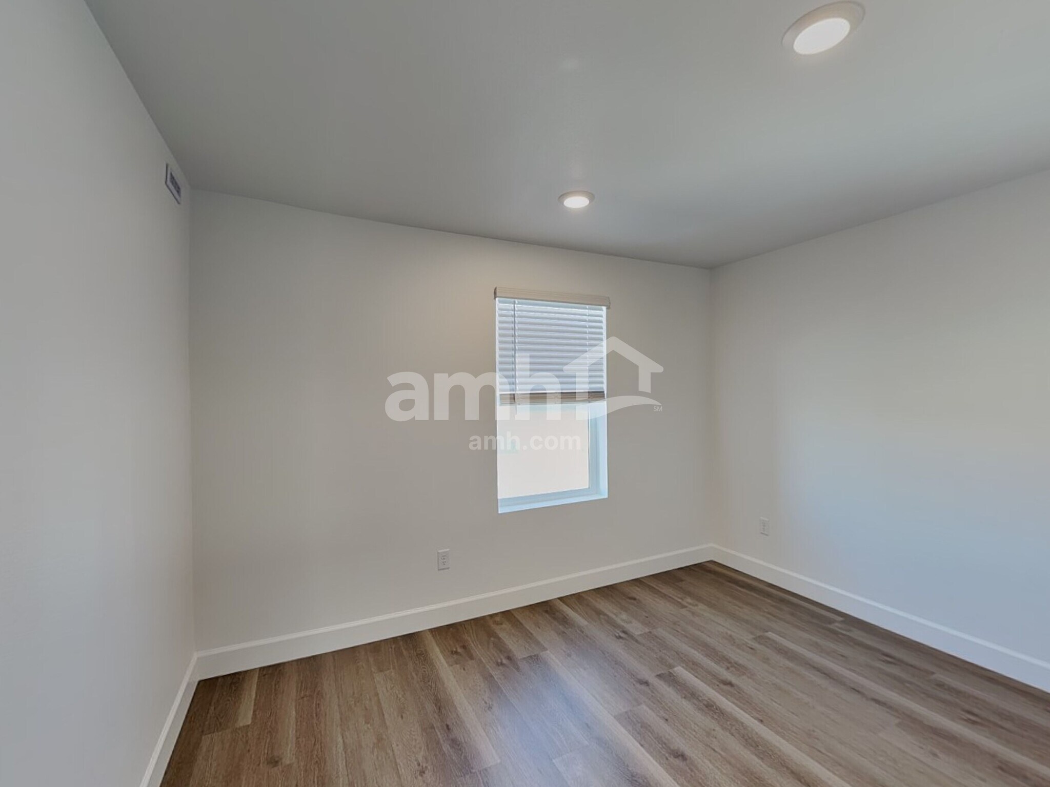 Building Photo - 10065 Abilene St