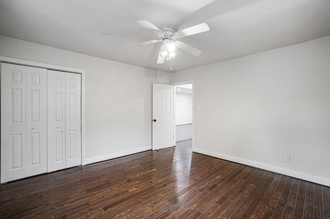 Building Photo - 3158 Westover Dr SE