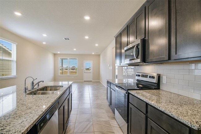 Building Photo - 3370 Rancho Grande