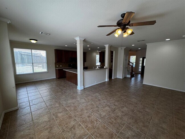 Building Photo - 301 Winecup Way