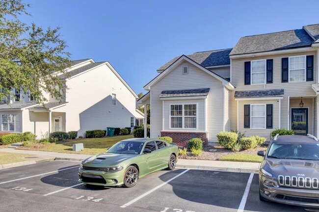 Building Photo - 132 Woodward Rd