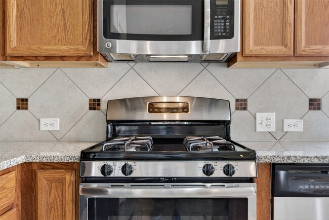 Building Photo - 2009 Scissor Tail Rd