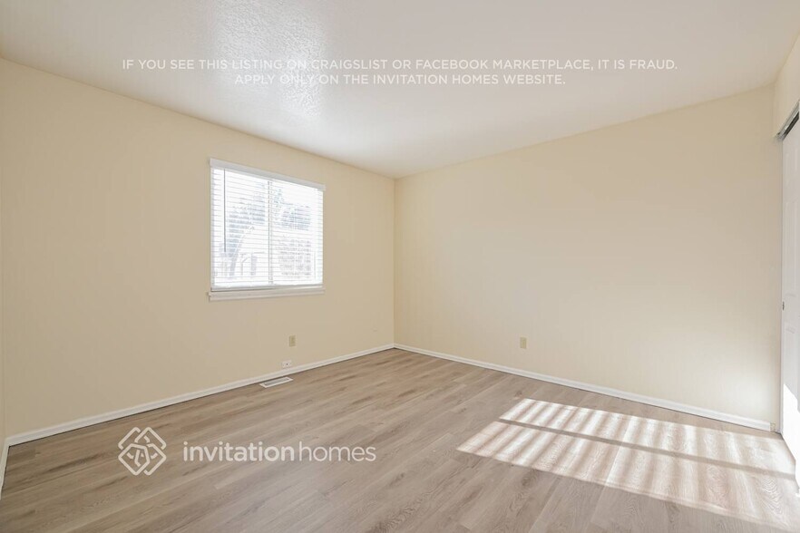 Building Photo - 19382 E Buchanan Pl