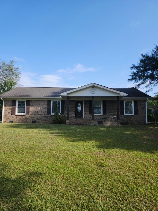 Primary Photo - 100 Turner Rd