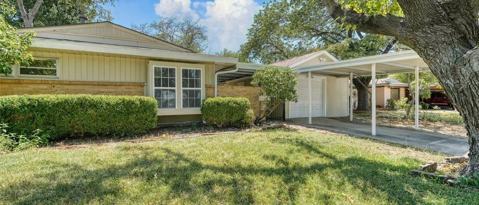 Building Photo - 2442 Oates Dr