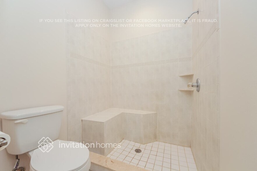 Building Photo - 4380 Hartville Ave