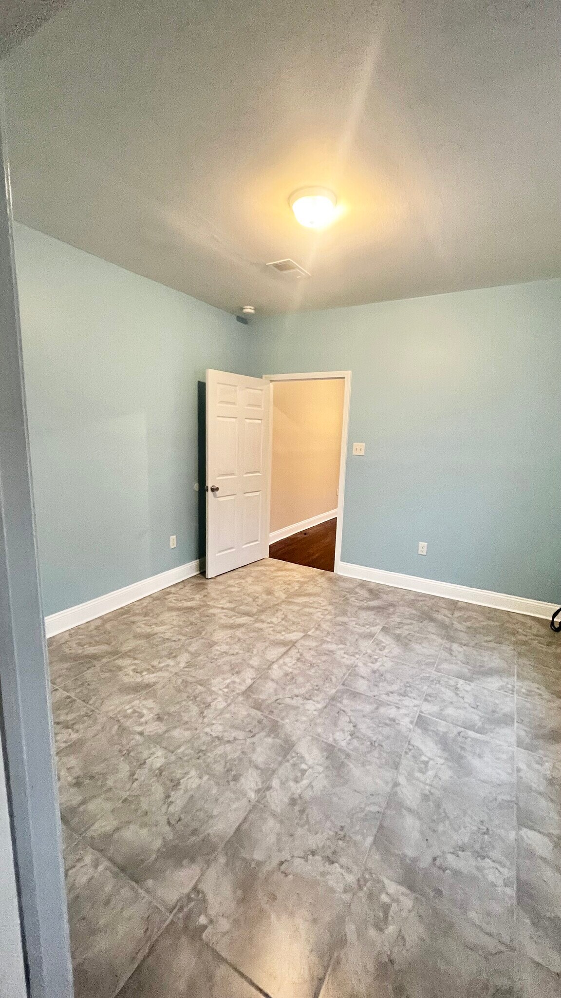 2nd bedroom - 2483 Verbena St