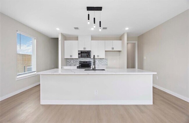 Building Photo - 9212 Jutland Rd