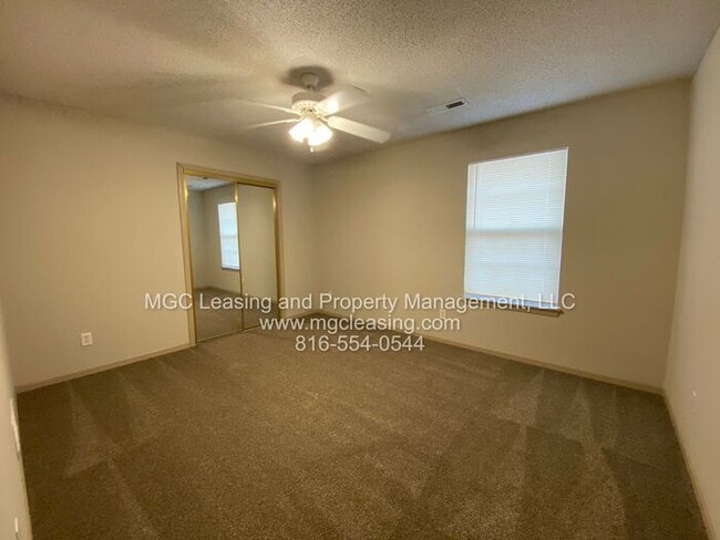 Building Photo - SOUTH GARDEN TOWNHOMES
