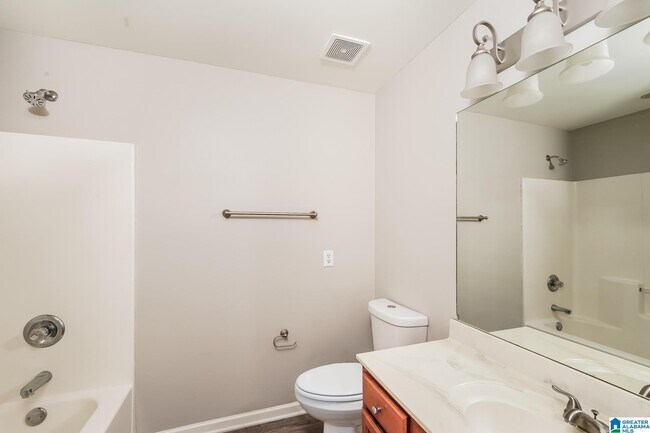 Building Photo - 865 Moonlite Dr