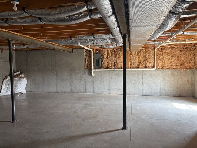 Building Photo - 482 Southern Cross Dr