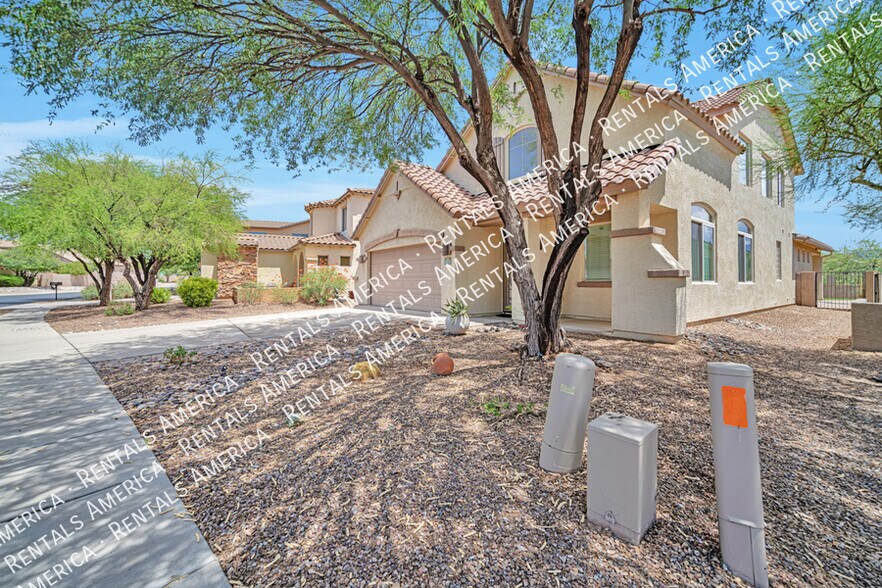 Building Photo - 12920 N Salt Cedar Dr