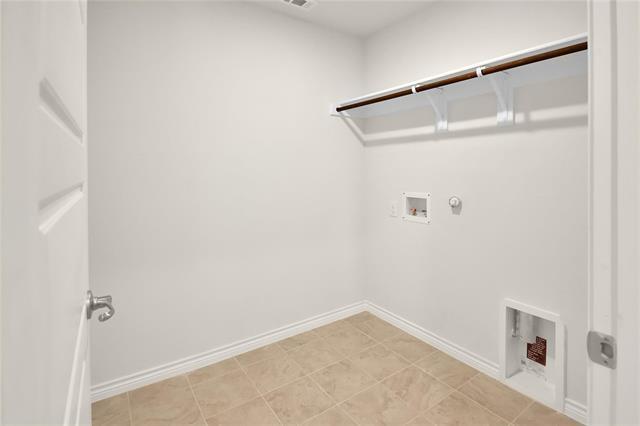Building Photo - 7221 Mayplace Dr