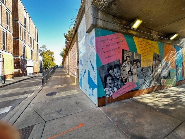 Building Photo - 1729 N Fairfield Ave