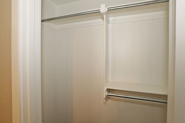 Building Photo - 7205 Athens St