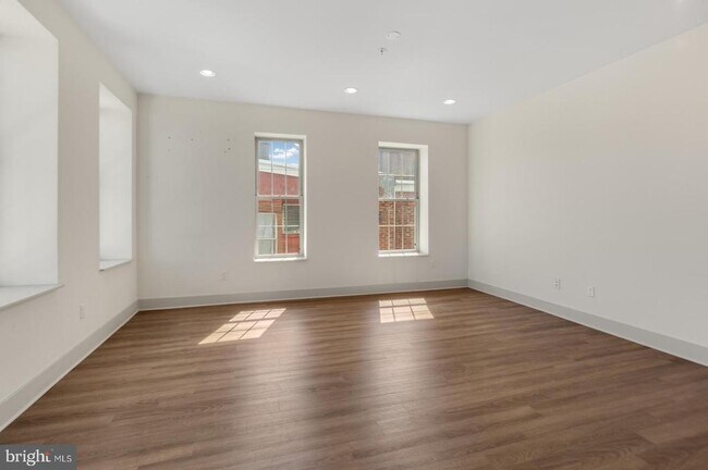 Building Photo - 1618 Mifflin St