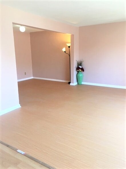 Building Photo - 63 Covington Dr