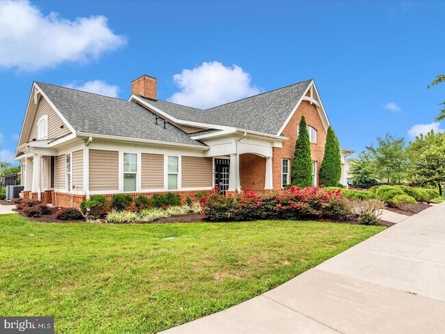 Building Photo - 9374 Seney Ln
