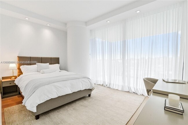 Building Photo - 10203 Collins Ave